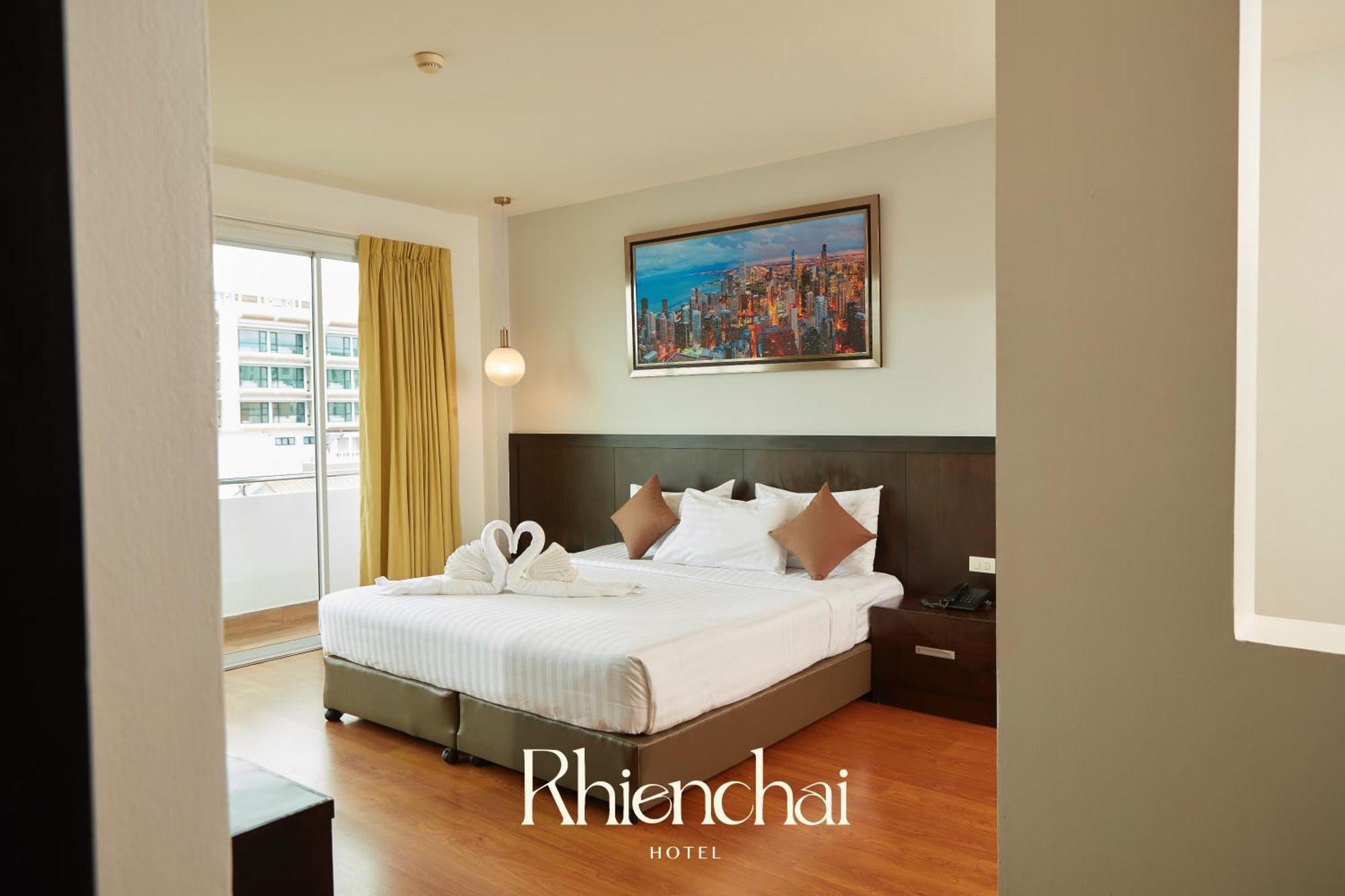 Rhienchai Place Hotel Surat Thani Exterior photo