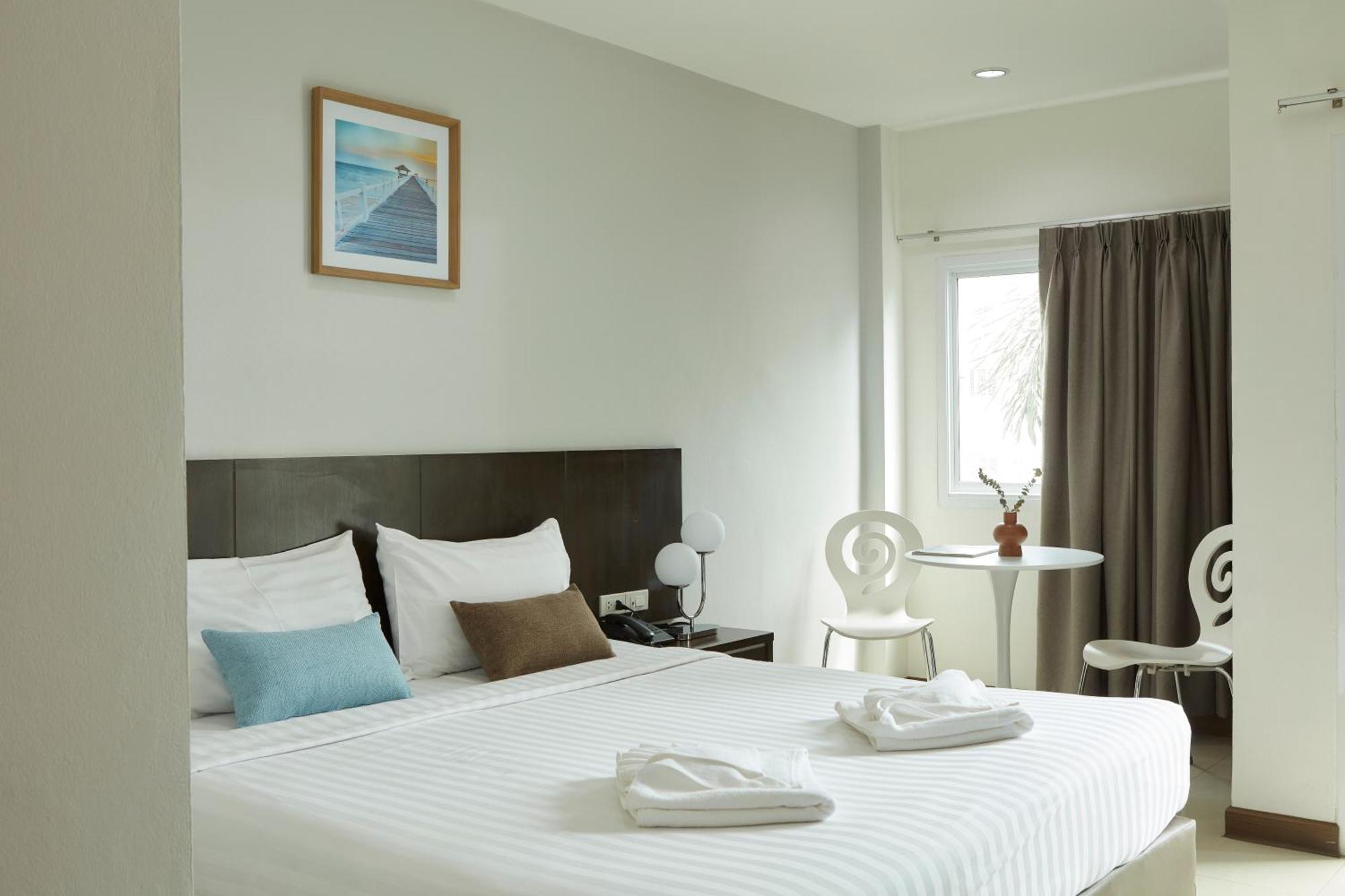 Rhienchai Place Hotel Surat Thani Exterior photo