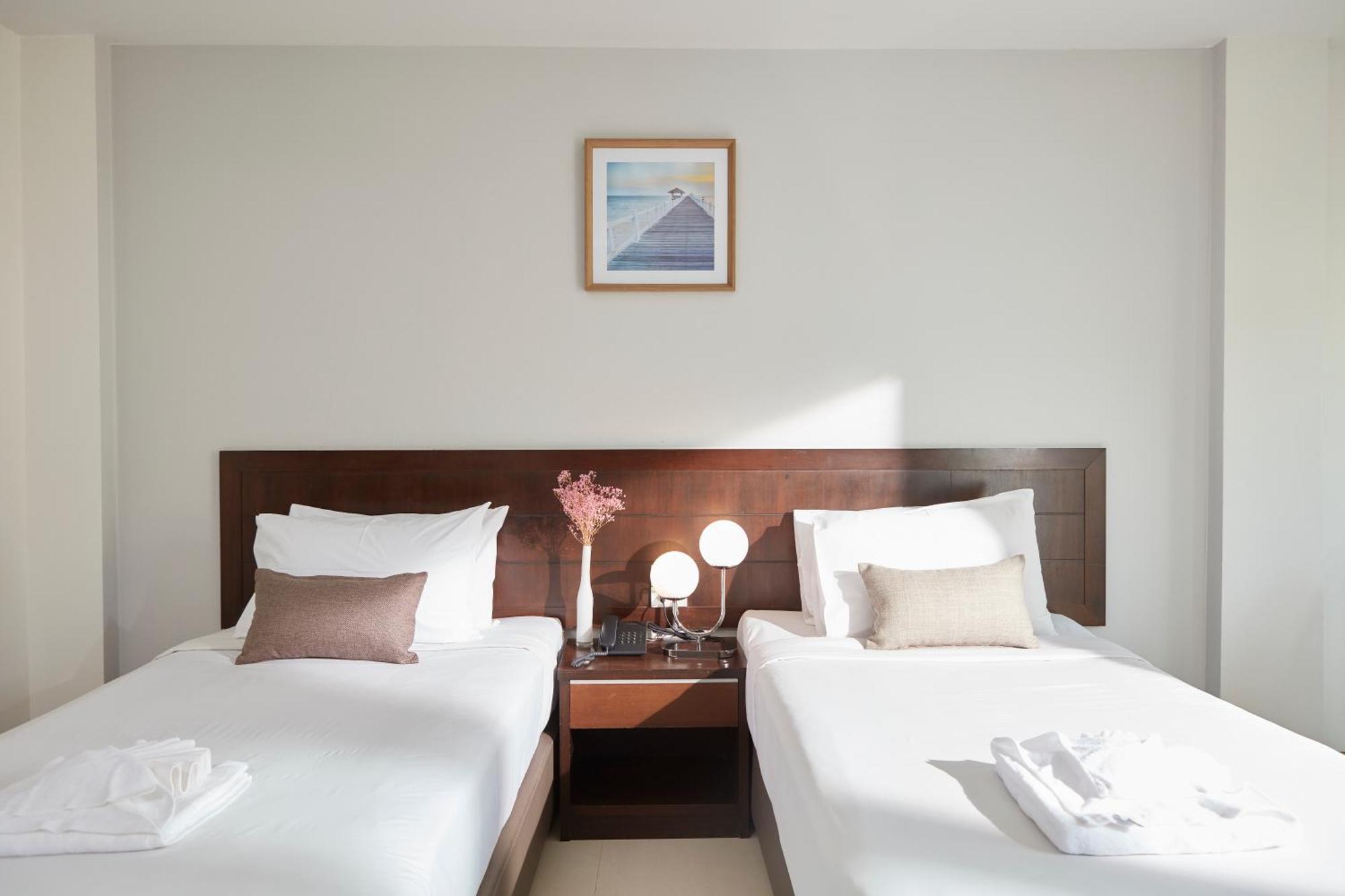 Rhienchai Place Hotel Surat Thani Exterior photo
